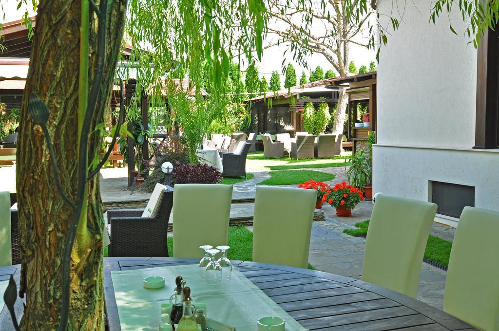 Hotel Vila Class Satu Mare Exterior foto